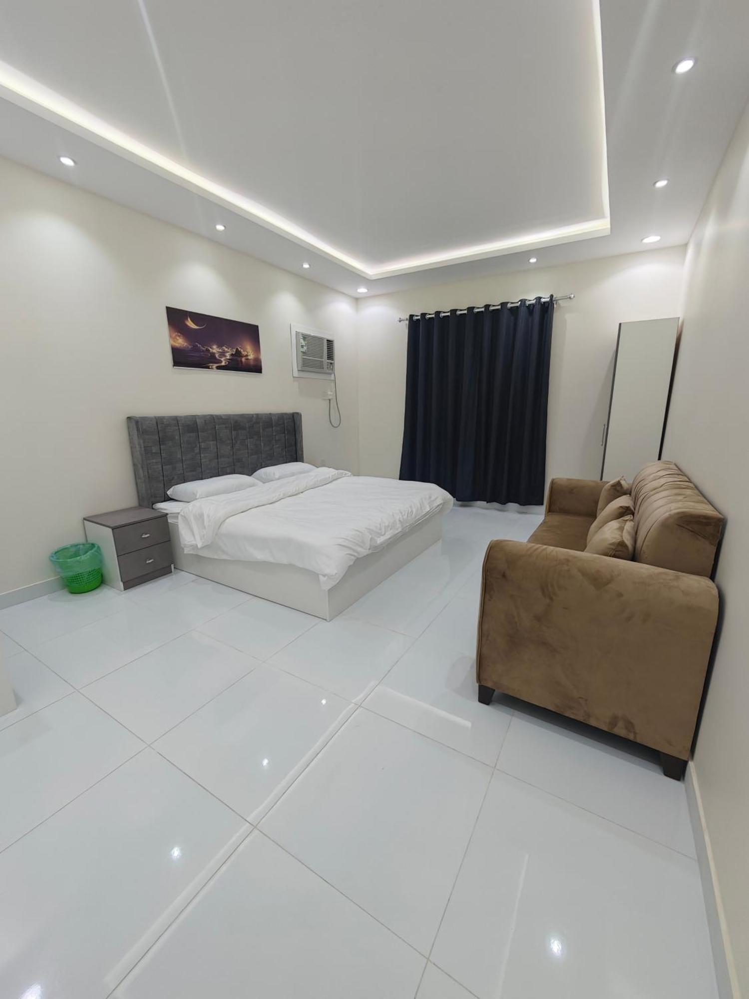 Yaqoot Al Madina Suites Al Awali Экстерьер фото